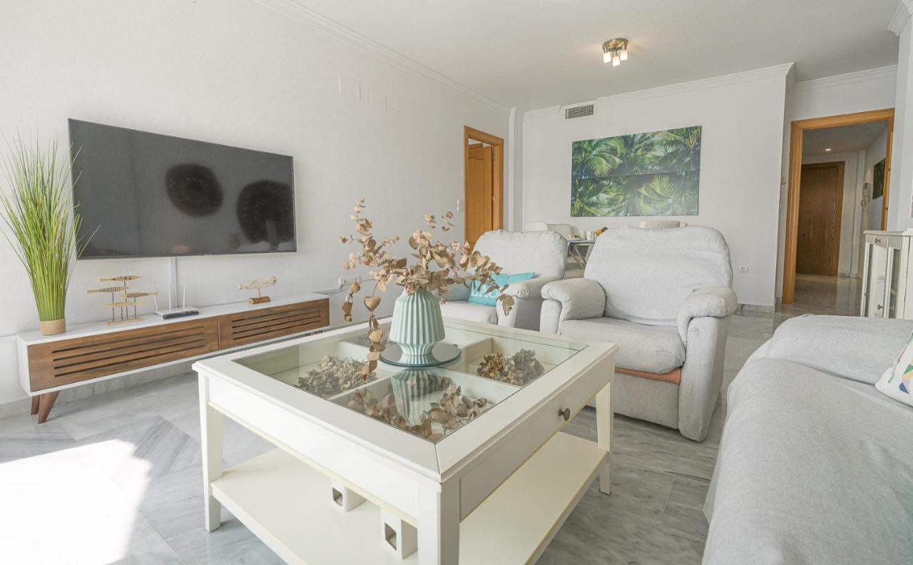 Coral Paradise Apartment With Swimming Pool La Herradura  Esterno foto