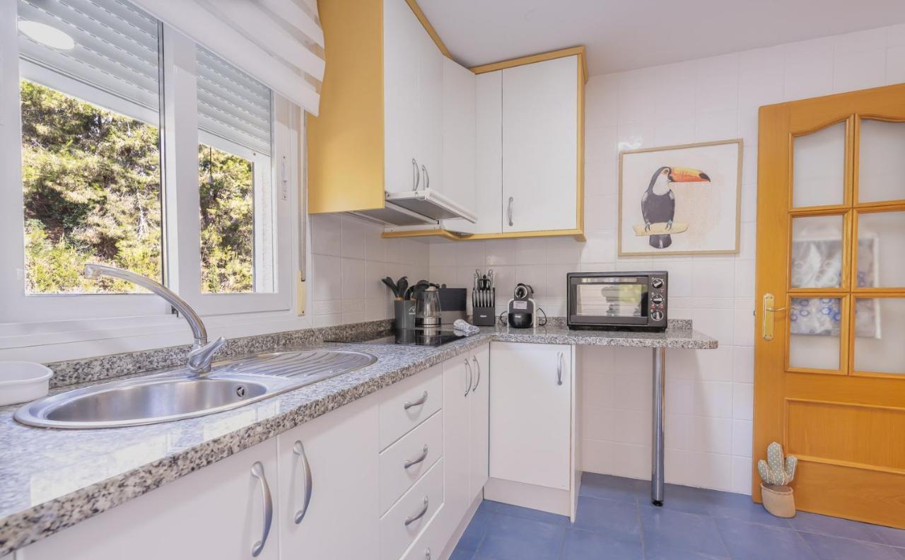 Coral Paradise Apartment With Swimming Pool La Herradura  Esterno foto