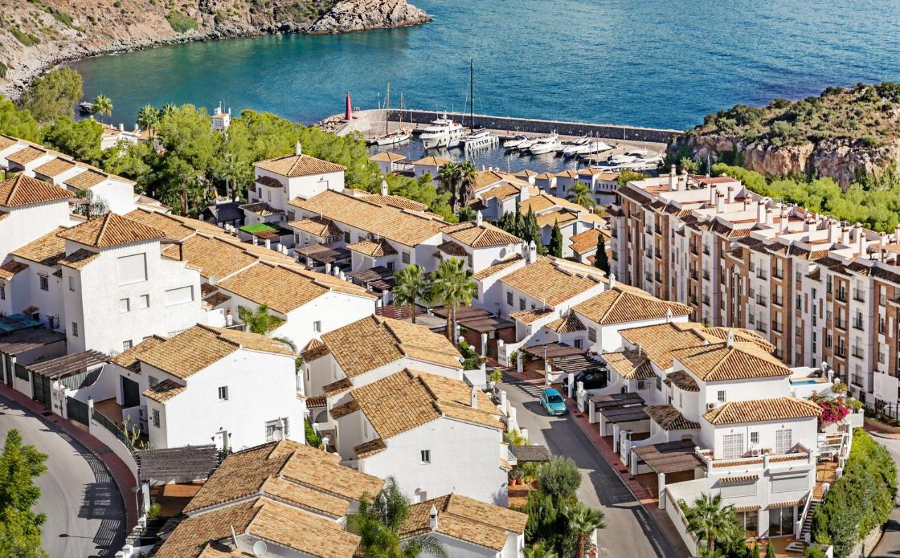 Coral Paradise Apartment With Swimming Pool La Herradura  Esterno foto