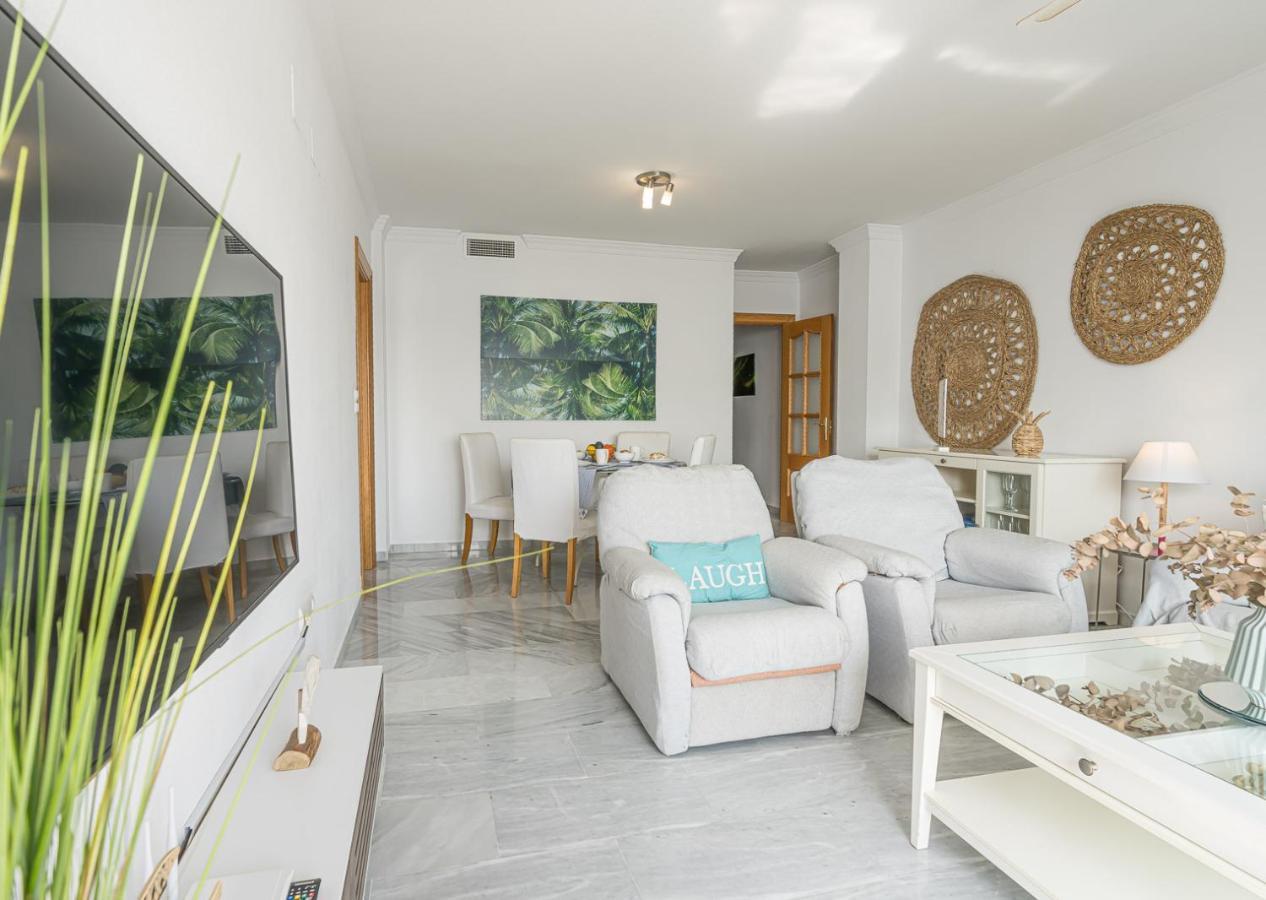 Coral Paradise Apartment With Swimming Pool La Herradura  Esterno foto